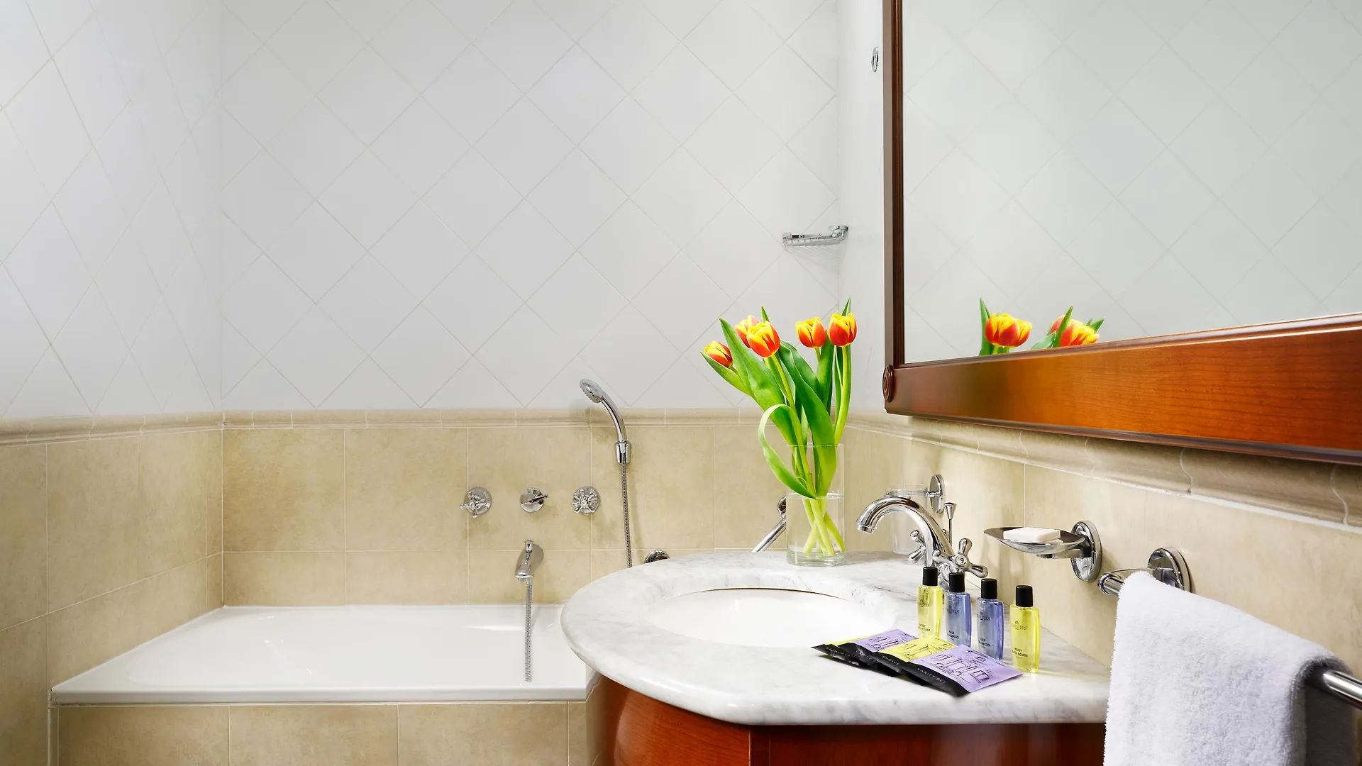 Unaway Hotel And Residence Linea Uno Milano